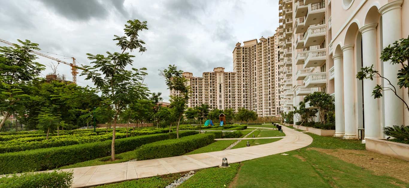 DLF Regal Gardens